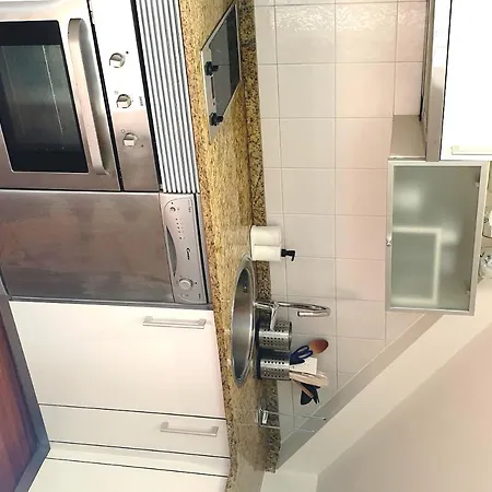 Coqueto Apartamento Centrico Con Garaje *